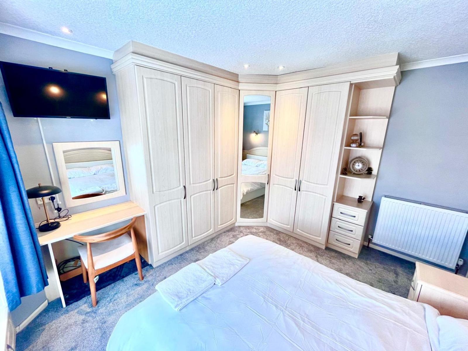 Purple Mansions - Home Away From Home Allesley Екстер'єр фото